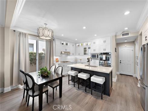 29 Ledgewood Drive, Rancho Santa Margarita, CA