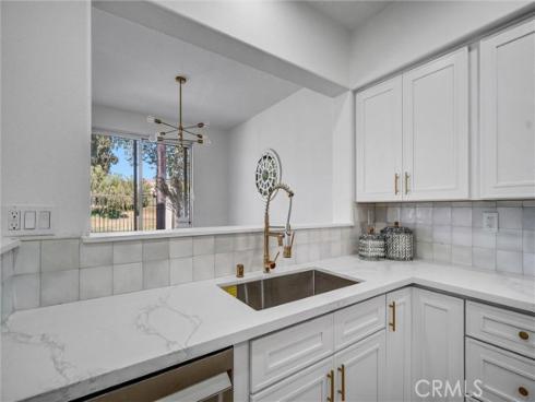 27 Via Floria , Rancho Santa Margarita, CA