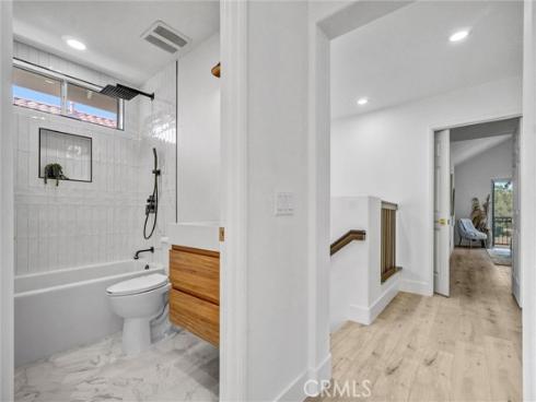 27 Via Floria , Rancho Santa Margarita, CA