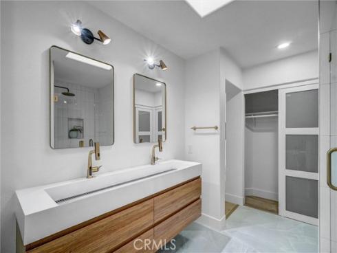 27 Via Floria , Rancho Santa Margarita, CA