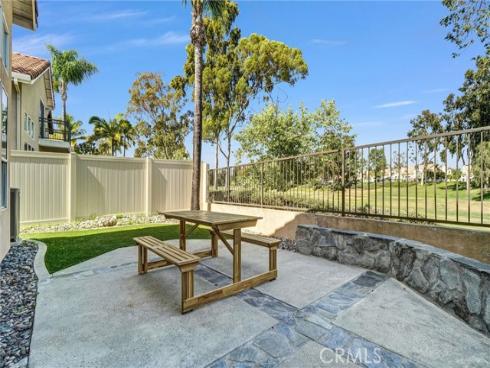 27 Via Floria , Rancho Santa Margarita, CA