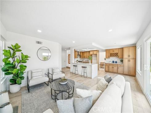 23 Santa Isabel , Rancho Santa Margarita, CA