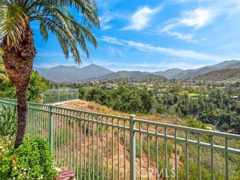 18  Beaconsfield  , Rancho Santa Margarita, CA