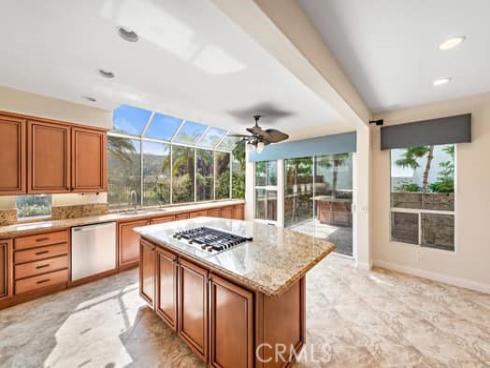 18  Beaconsfield  , Rancho Santa Margarita, CA