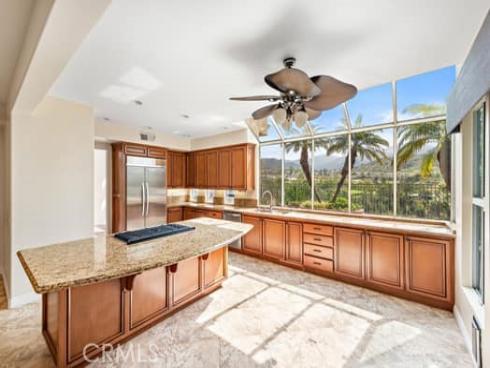 18  Beaconsfield  , Rancho Santa Margarita, CA