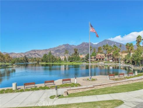 1 Galisteo Drive , Rancho Santa Margarita, CA