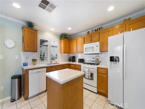 1 Galisteo Drive , Rancho Santa Margarita, CA