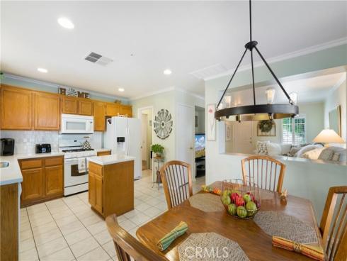 1 Galisteo Drive , Rancho Santa Margarita, CA