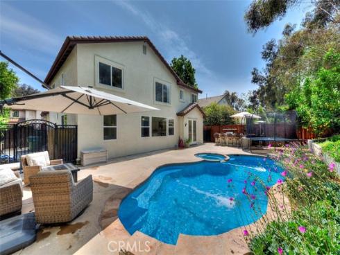 11 Lark Drive, Rancho Santa Margarita, CA