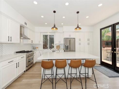 11 Lark Drive, Rancho Santa Margarita, CA