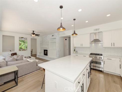 11 Lark Drive, Rancho Santa Margarita, CA