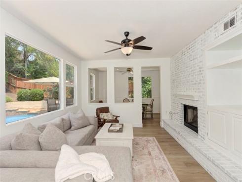 11 Lark Drive, Rancho Santa Margarita, CA