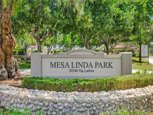 61 Pomelo , Rancho Santa Margarita, CA