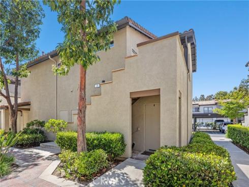20 Via Jolitas , Rancho Santa Margarita, CA