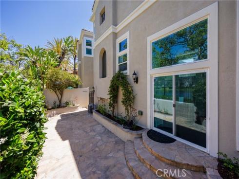 225  Montana Del Lago   Drive, Rancho Santa Margarita, CA