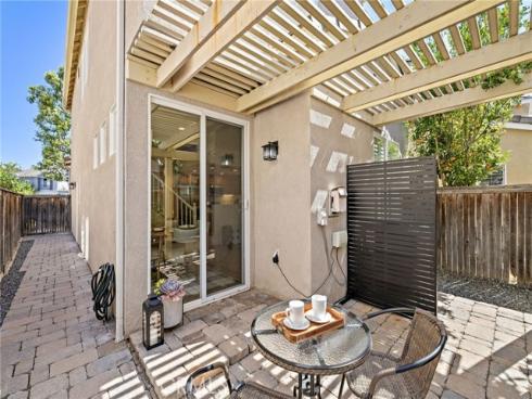 14  Poppyfield Lane  , Rancho Santa Margarita, CA