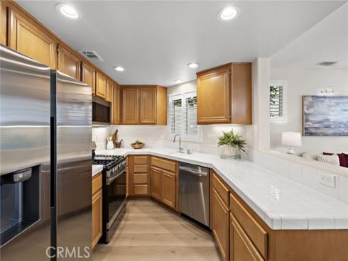 14  Poppyfield Lane  , Rancho Santa Margarita, CA