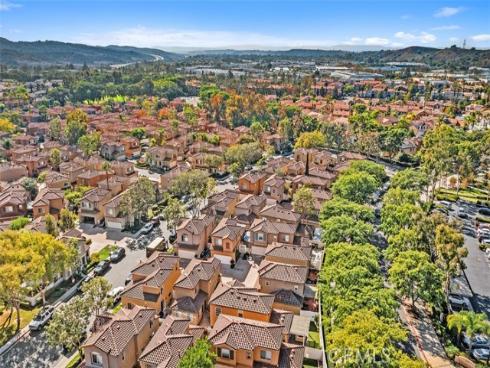 87  Calle De Felicidad  , Rancho Santa Margarita, CA