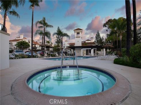 27  Via Lavendera  , Rancho Santa Margarita, CA