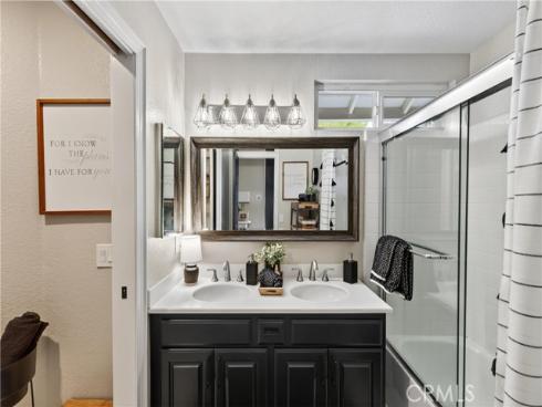 21352  Silvertree Lane  , Rancho Santa Margarita, CA