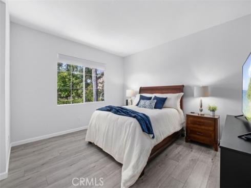 7  Calle De Luna  , Rancho Santa Margarita, CA