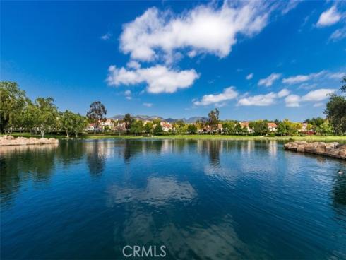 7  Calle De Luna  , Rancho Santa Margarita, CA