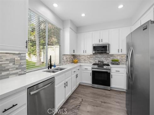 7  Calle De Luna  , Rancho Santa Margarita, CA