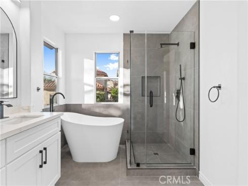 2  Via Helena  , Rancho Santa Margarita, CA