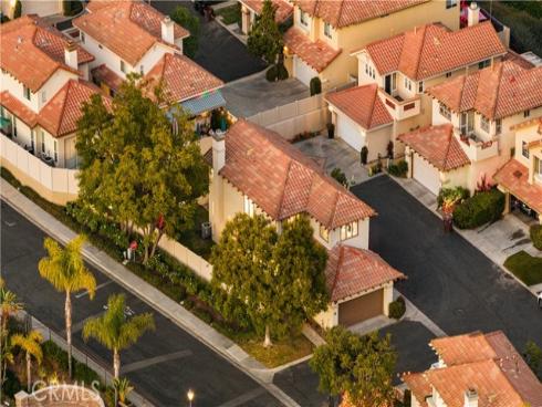 2  Via Helena  , Rancho Santa Margarita, CA