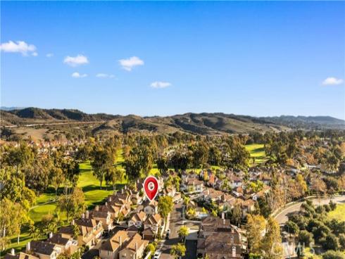 2  Via Helena  , Rancho Santa Margarita, CA