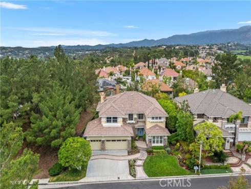 2 Mountain Laurel , Rancho Santa Margarita, CA