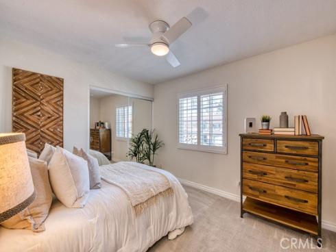 12  Via Hacienda  , Rancho Santa Margarita, CA