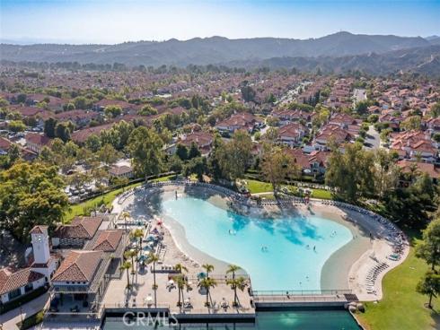 12  Via Hacienda  , Rancho Santa Margarita, CA