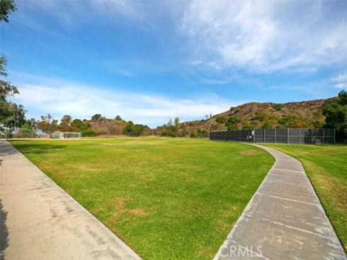 20 Wild Lilac Lane, Rancho Santa Margarita, CA