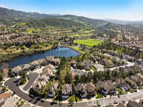 20  Highpoint  , Rancho Santa Margarita, CA