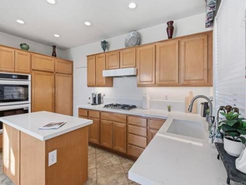 23  Greenvale  , Rancho Santa Margarita, CA