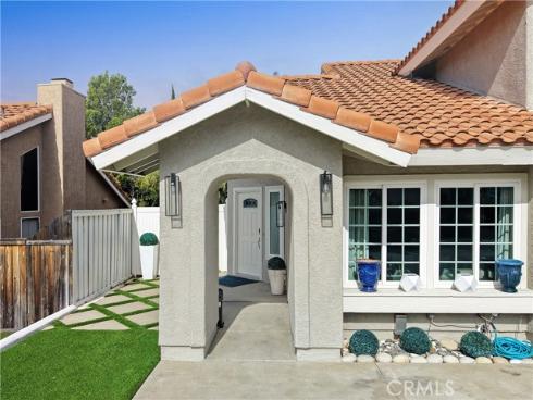 31  Alumbre  , Rancho Santa Margarita, CA