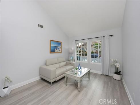 31  Alumbre  , Rancho Santa Margarita, CA