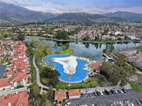 31  Alumbre  , Rancho Santa Margarita, CA