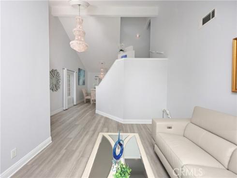 31  Alumbre  , Rancho Santa Margarita, CA