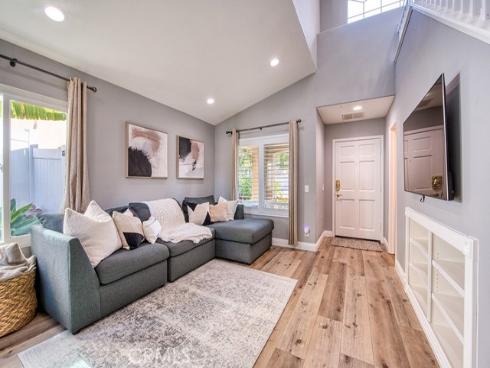 43  Calle Estero  , Rancho Santa Margarita, CA