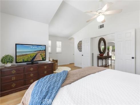 16  Woodsong  , Rancho Santa Margarita, CA