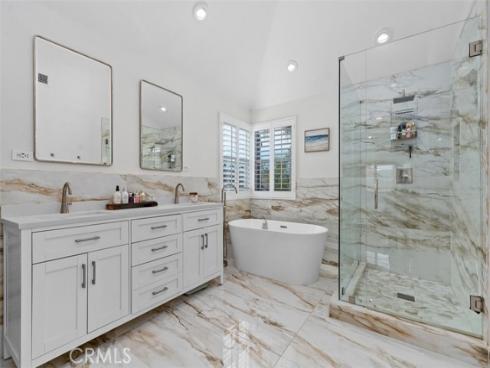 42  Muirfield  , Rancho Santa Margarita, CA