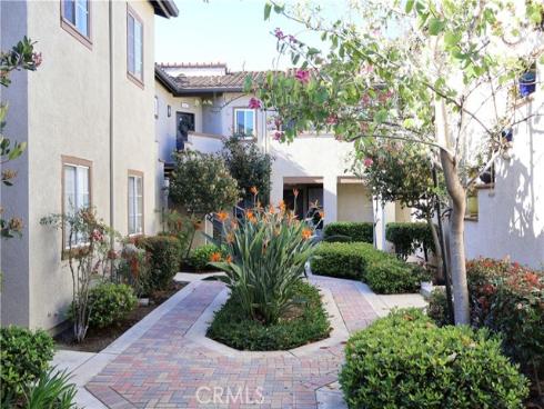 64  Via Contento  , Rancho Santa Margarita, CA