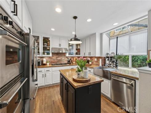 21352  Silvertree Lane  , Rancho Santa Margarita, CA