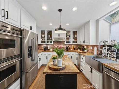 21352  Silvertree Lane  , Rancho Santa Margarita, CA