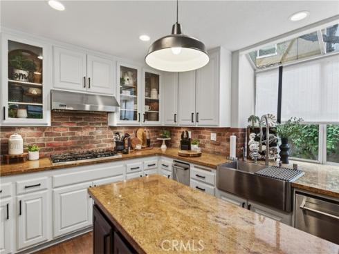 21352  Silvertree Lane  , Rancho Santa Margarita, CA