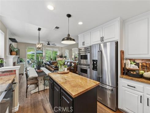 21352  Silvertree Lane  , Rancho Santa Margarita, CA