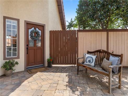 2  Via Maya  , Rancho Santa Margarita, CA