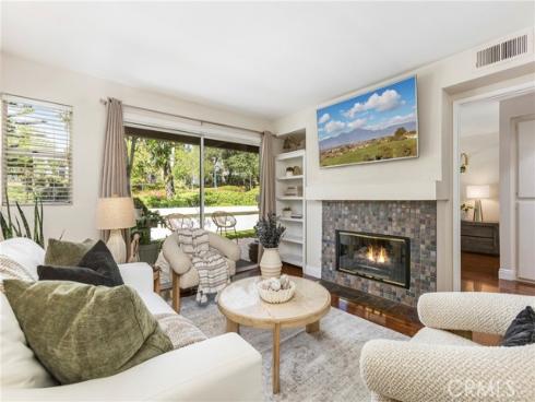1  Via Garceta  , Rancho Santa Margarita, CA